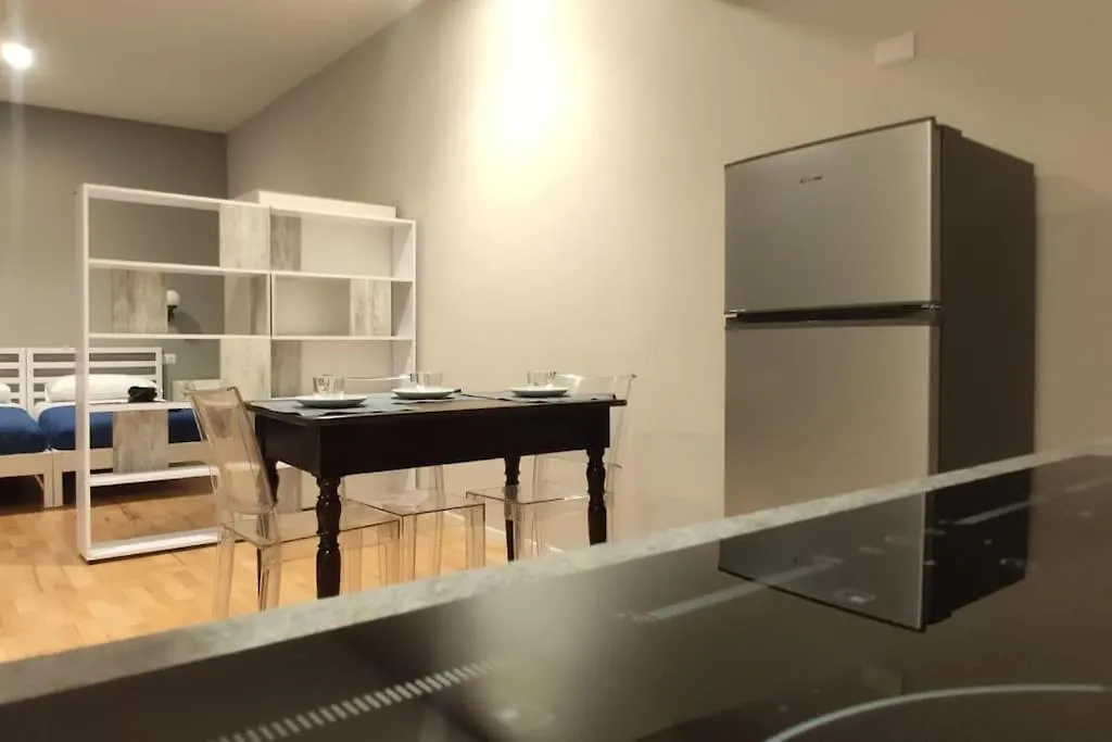 Apartment Elegante Appartamento Zona Duomo Milan